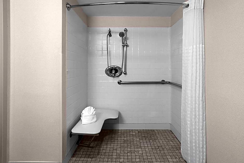 Days Hotel by Wyndham Toms River Jersey Shore