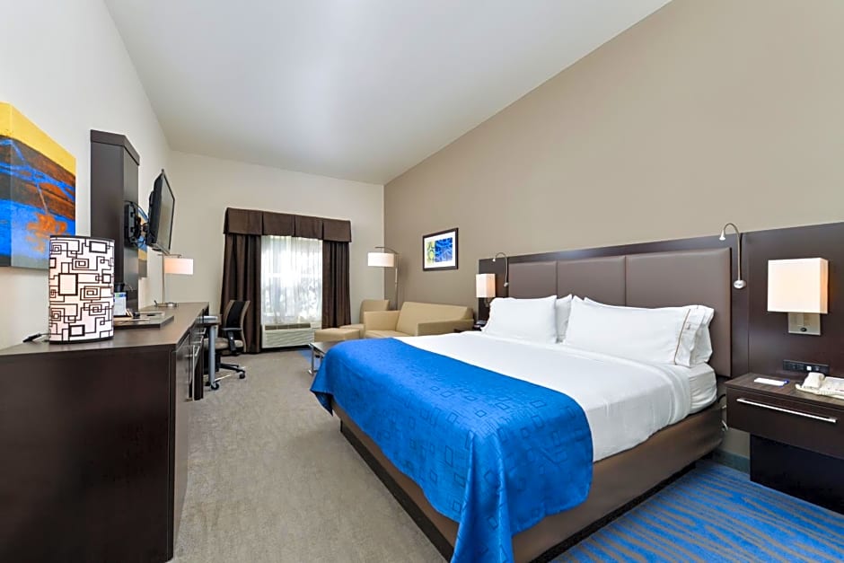 Holiday Inn Express Hotel & Suites St. Louis West-OFallon By IHG
