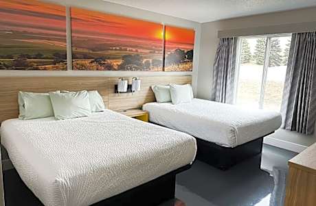 2 Queen Beds Non-Smoking