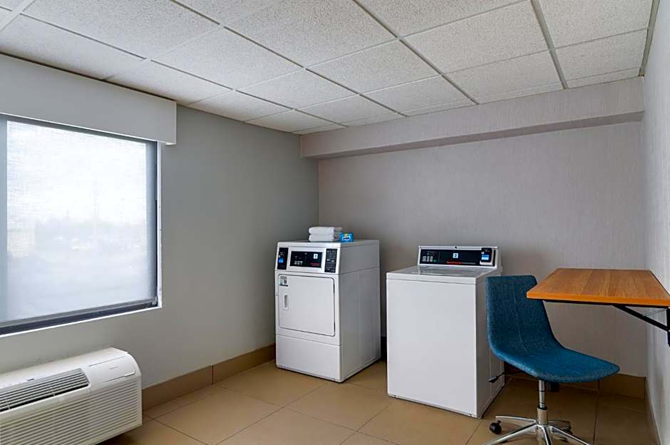 Garner Hotel Murfreesboro West By Ihg