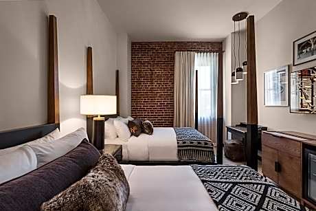 Standard Queen Room