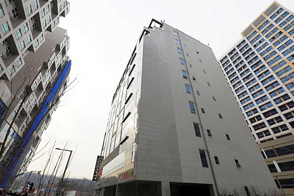 Photo 1 of 50 of Yaja Hotel Wirye