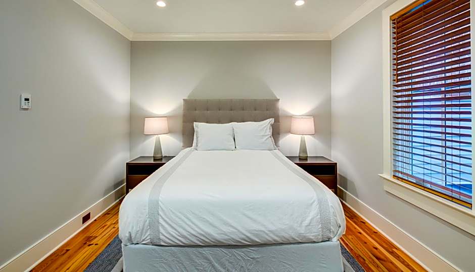 The Quarters on King