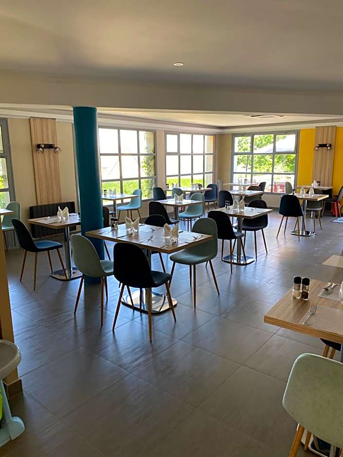 Hotel Restaurant Campanile De Saumur