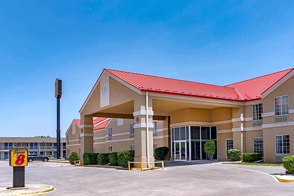 Photo 1 of 30 of Super 8 by Wyndham Amarillo West