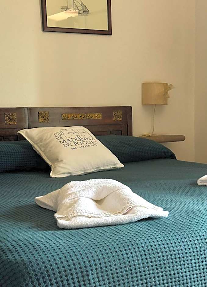 Madonna del Poggio B&B