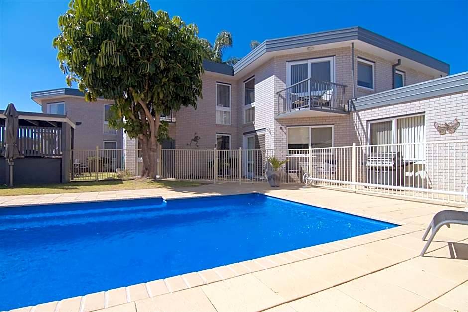 The Sands Holiday Apartments