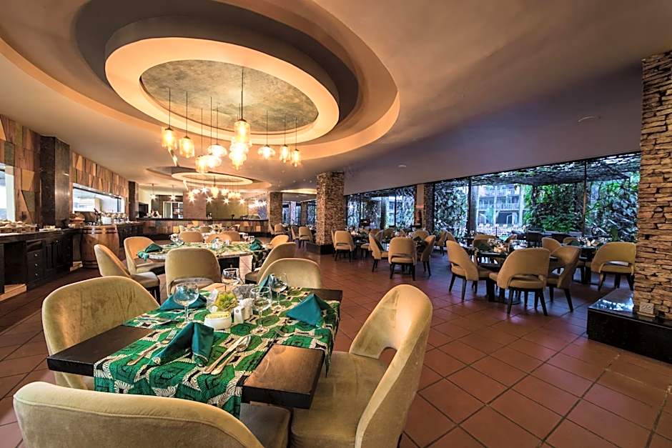 Kabira Country Club