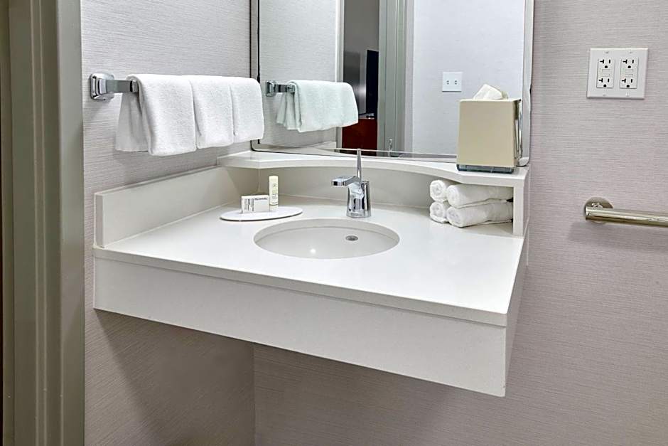Courtyard By Marriott Chicago Highland Park/Northbrook