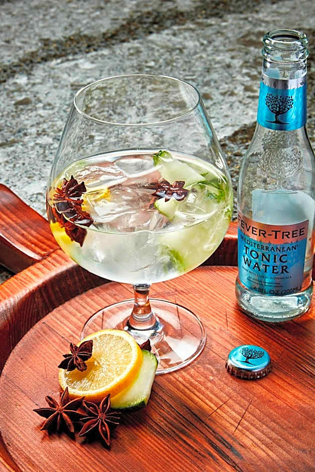 AC Hotel by Marriott Cincinnati at The Banks