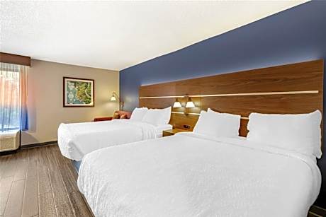 Queen Room with Two Queen Beds and Sofa Bed