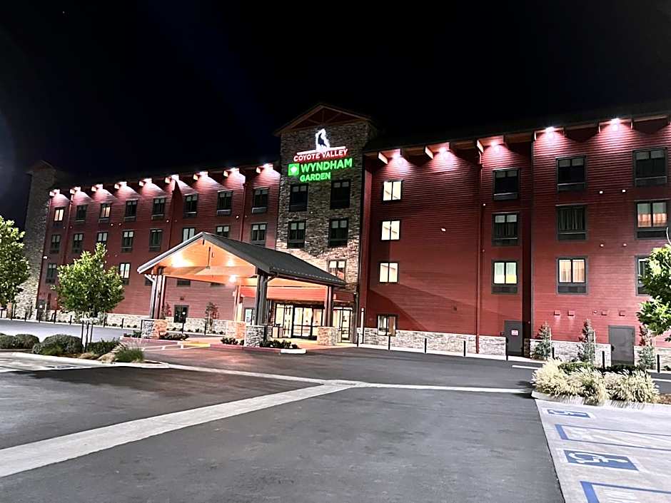 Wyndham Garden Redwood Valley/Ukiah