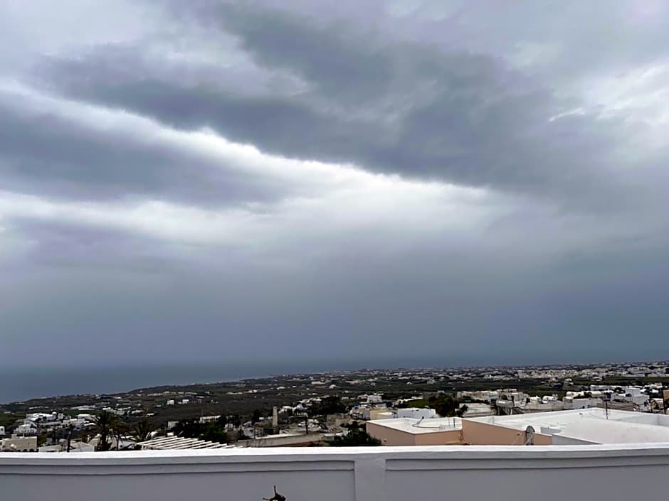 Firaxenia Rooms – Fira, UT
