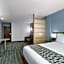 Microtel Inn & Suites By Wyndham Zephyrhills