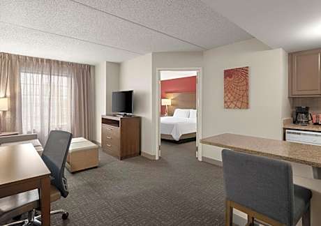 One-Bedroom King Suite