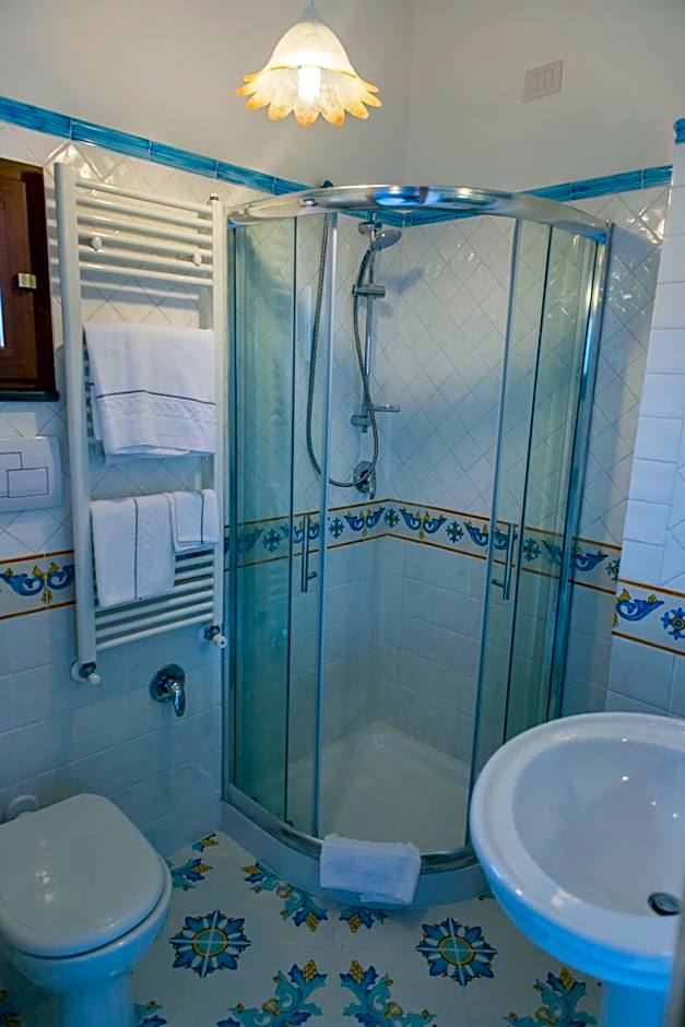 Rianna Rooms & Breakfast