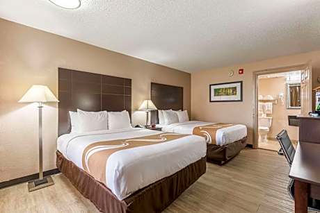 Standard Queen Room with Two Queen Beds - Non-Smoking