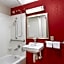 Red Roof Plus+ Statesville