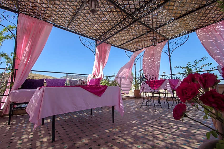 Riad Sanaa Rose