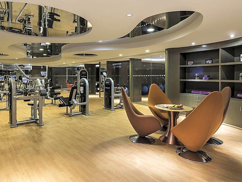 Pullman Nanjing Lukou Airport Hotel