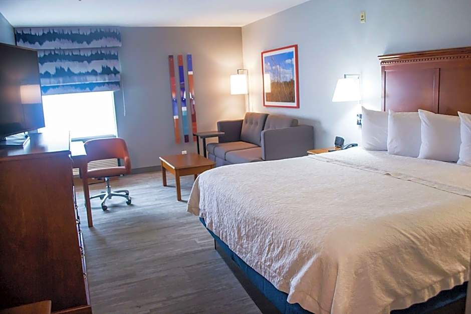 Hampton Inn By Hilton Marion