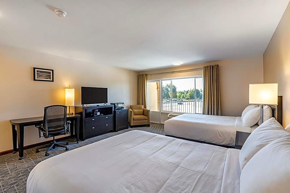The Prime Suites, Vallejo - Napa Valley and Six Flags Discovery Kingdom