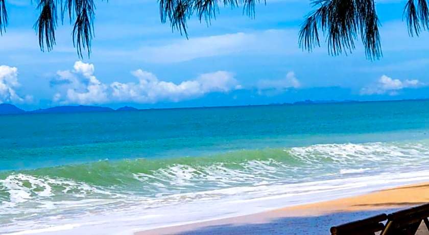 Lanta L.D. Beach Bungalows