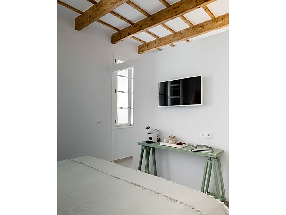 S'Enclova Petit Hotel