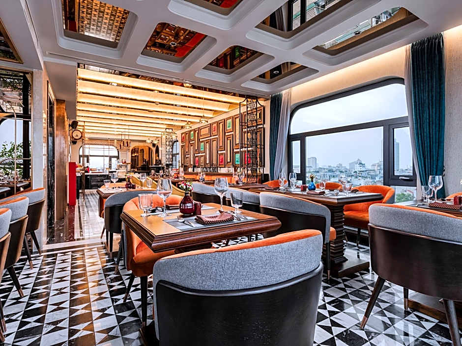 Peridot Gallery Classic Hotel