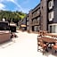 Red Wolf Lodge At Squaw Valley