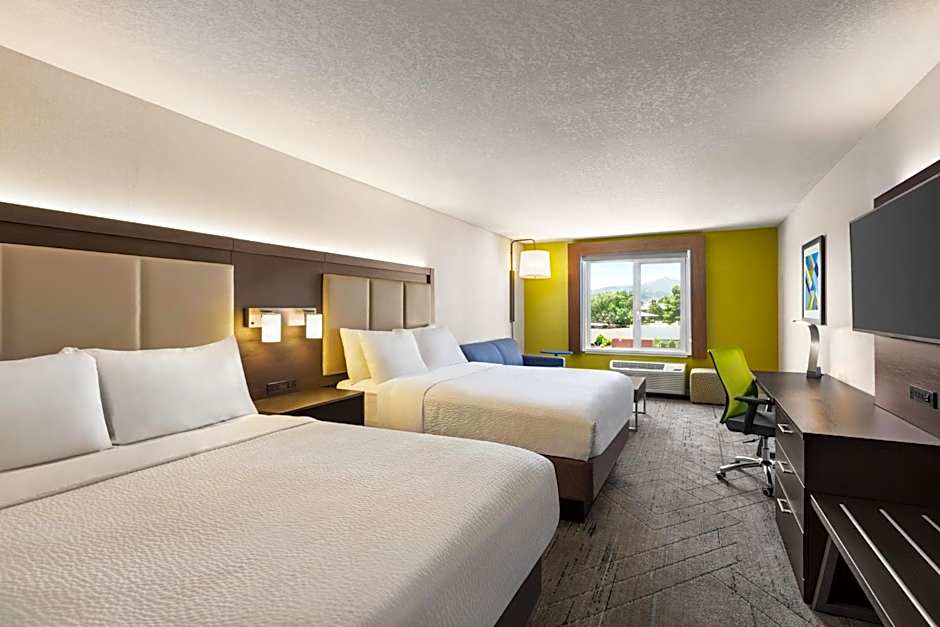 Holiday Inn Express and Suites Redding By IHG