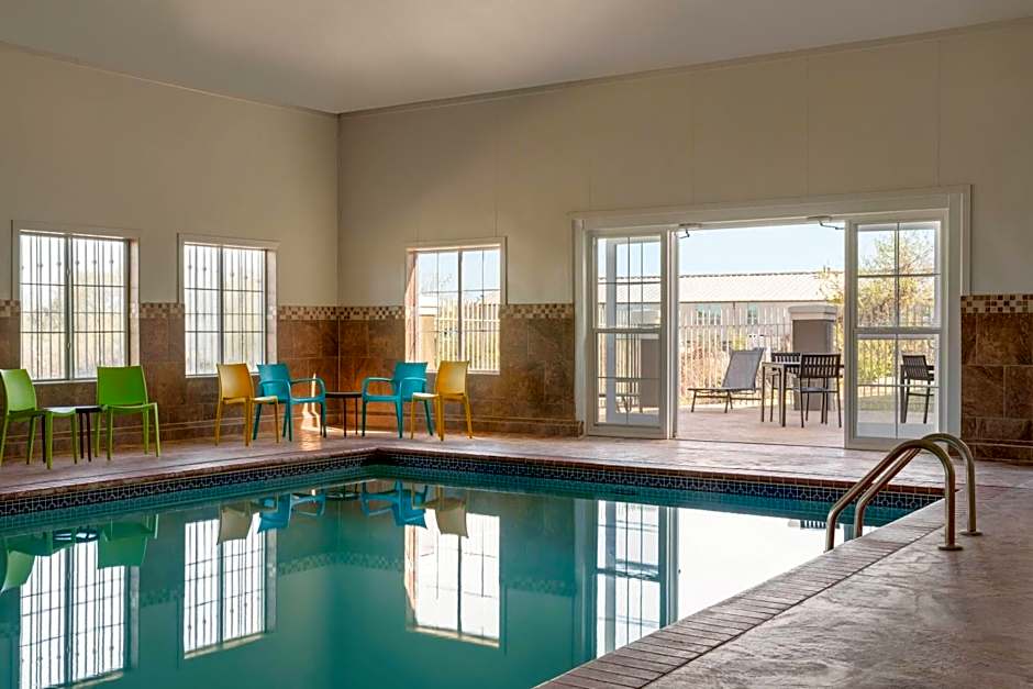 La Quinta Inn & Suites by Wyndham Shawnee
