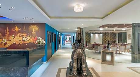 Al Hail Waves Hotel Managed By Centara