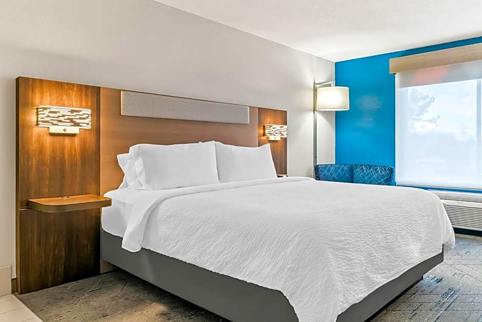 Holiday Inn Express Lapeer By IHG