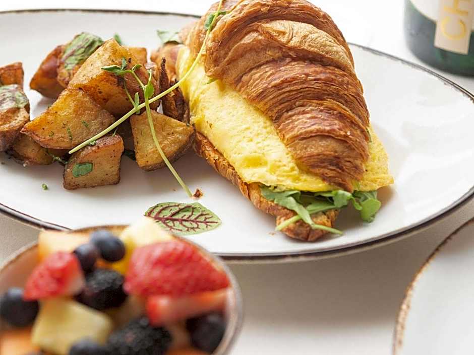 Sofitel Chicago Magnificent Mile