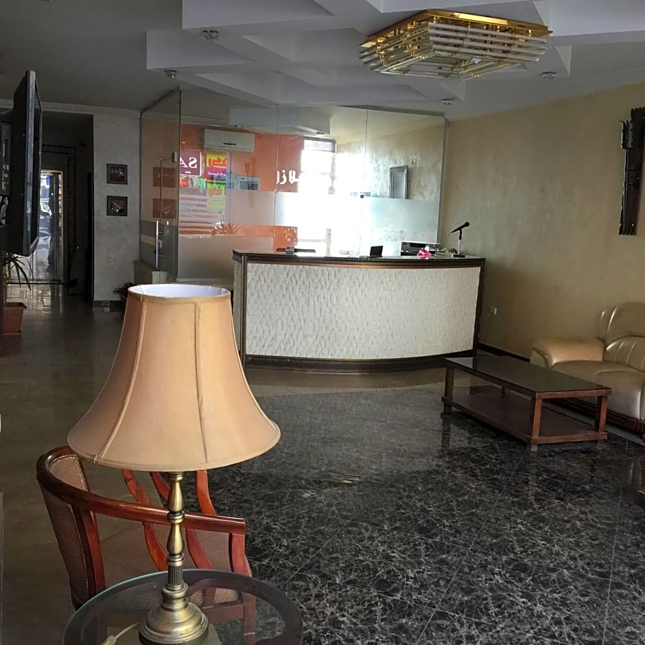 Zaina Plaza Hotel