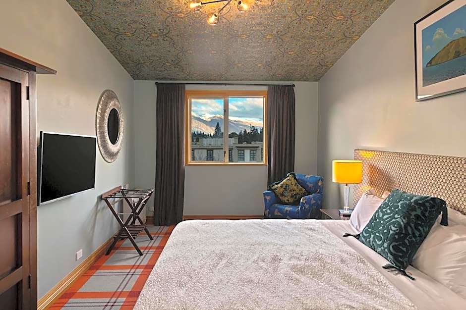 The Dairy Hotel Queenstown, A Naumi Chapter