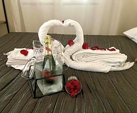 King Room with Spa Bath