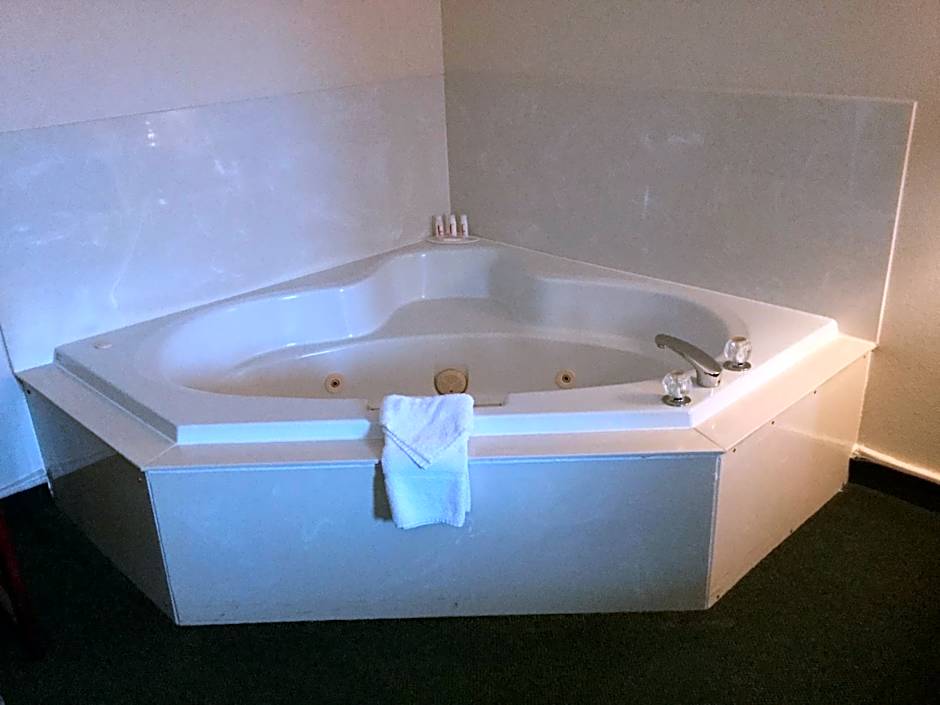 Super 8 by Wyndham Moose Jaw SK