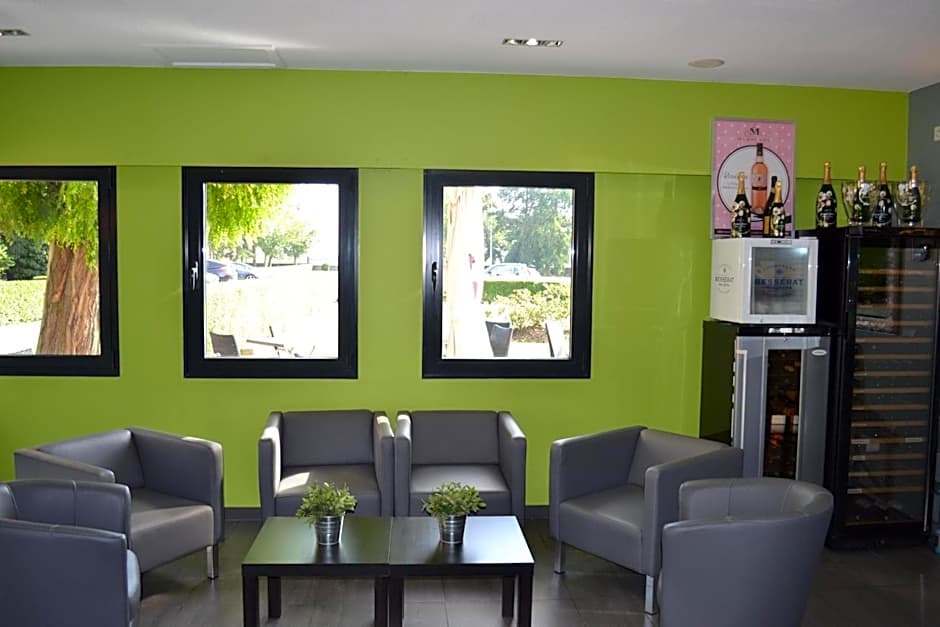 Le Domaine des Cigognes