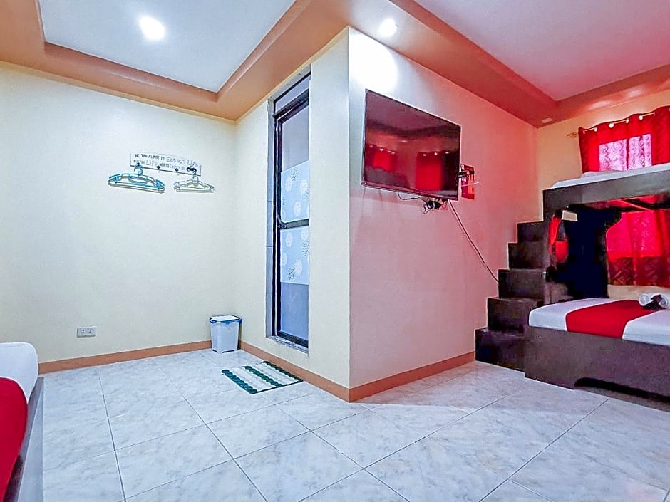 RedDoorz near Notre Dame of Dadiangas University