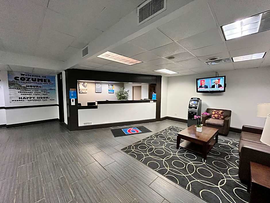 Studio 6 Suites Clarion, PA