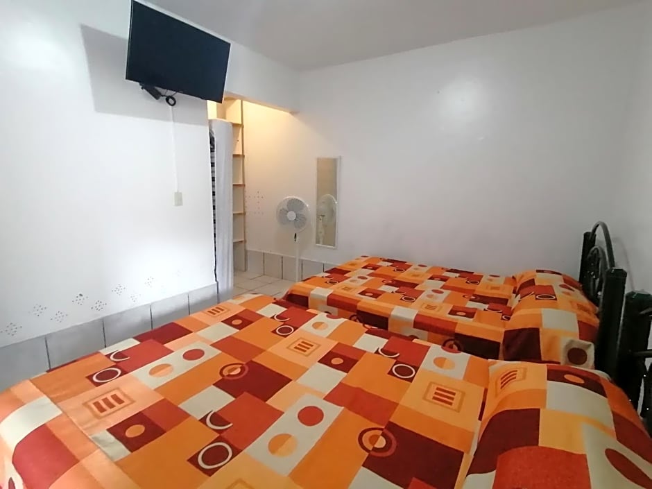 Hostal Maple