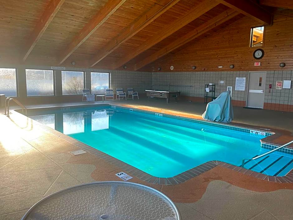 AmericInn by Wyndham Hartford WI