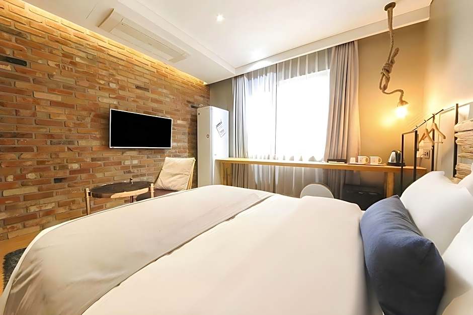 Daejeon Namoo Hotel
