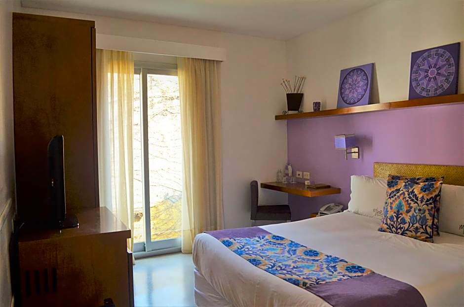 Mine Hotel