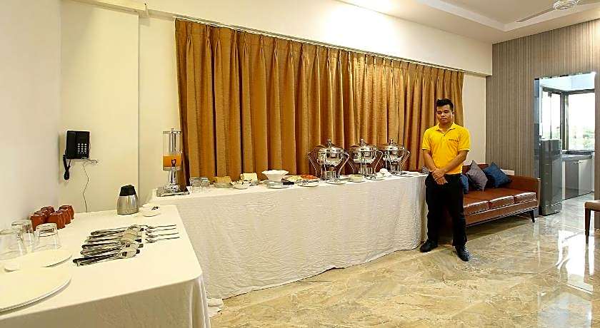 Mumbai House Luxury Apartments Santacruz East