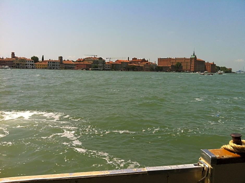 Venice Home