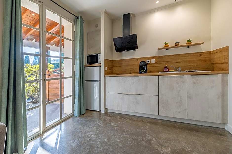 Residence Melody - Adult only