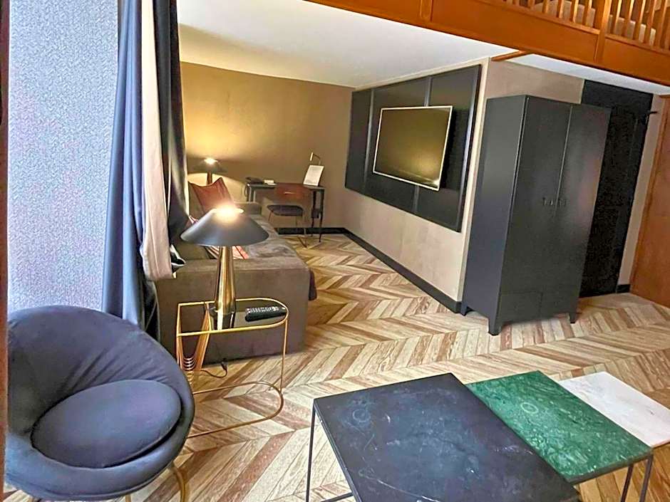 Hôtel Mercure Figeac Viguier du Roy